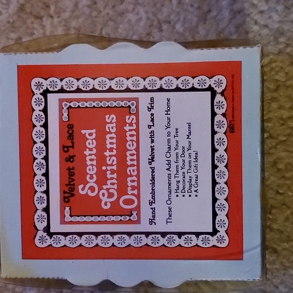 Vintage New Velvet & Lace Scented Christmas Ornament, Joy, 1983 Giftco Inc. - Picture 3 of 3